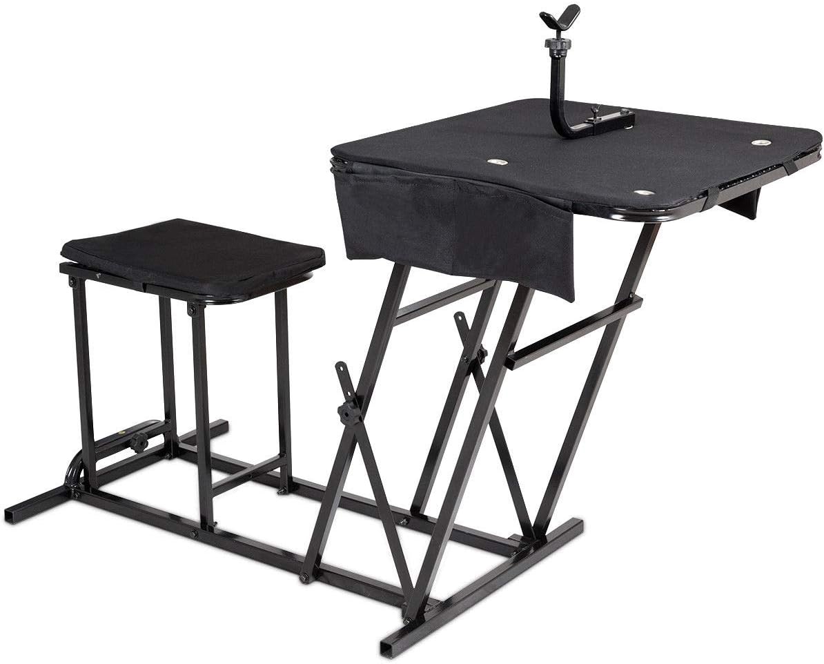 Outdoor Hunting Table - 折りたたみ式射撃台 高さ調節可能な射撃ベンチ パッド入りシート ガンレストとデュアル弾薬ポケット付き ポータブル射撃ベンチレスト ライフル用