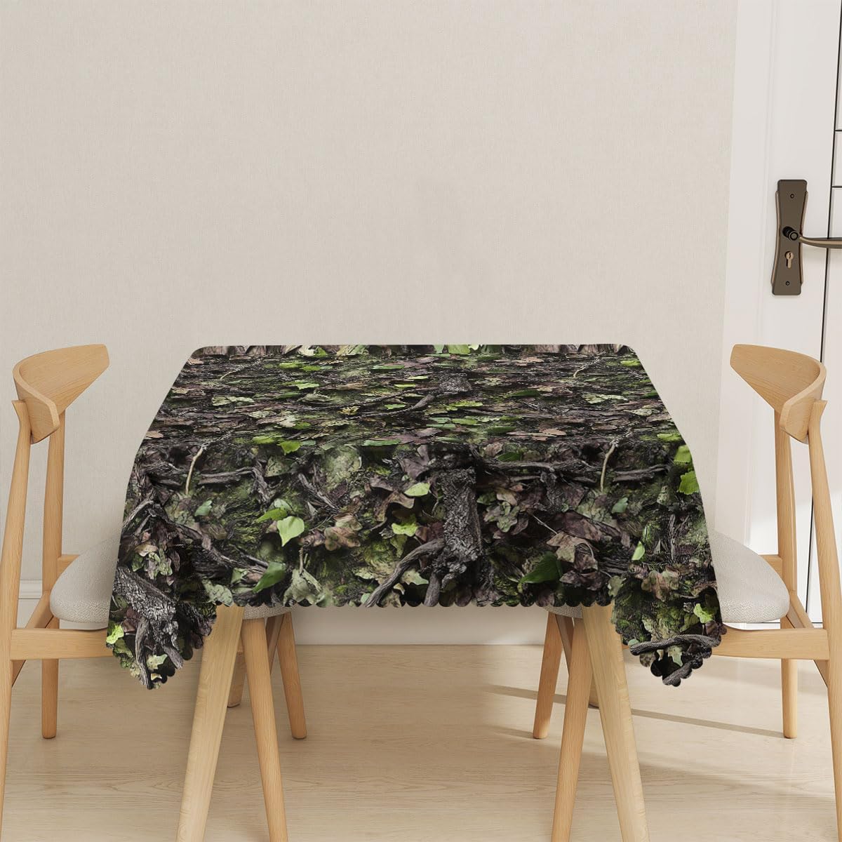 迷彩柄ハンティングスクエアテーブルクロス 葉っぱと枝模様 カ - Outdoor Hunting Table のレビューと価格