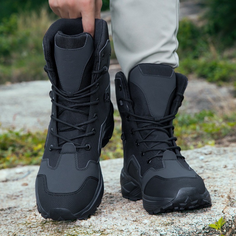 メンズタクティカルブーツ、レースアップ、ワイルドコンバットト - Wildman Hunting & Outdoor Polokwane Photos のレビューと価格